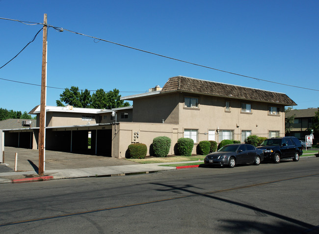 Vassar in Fresno, CA - Building Photo - Building Photo