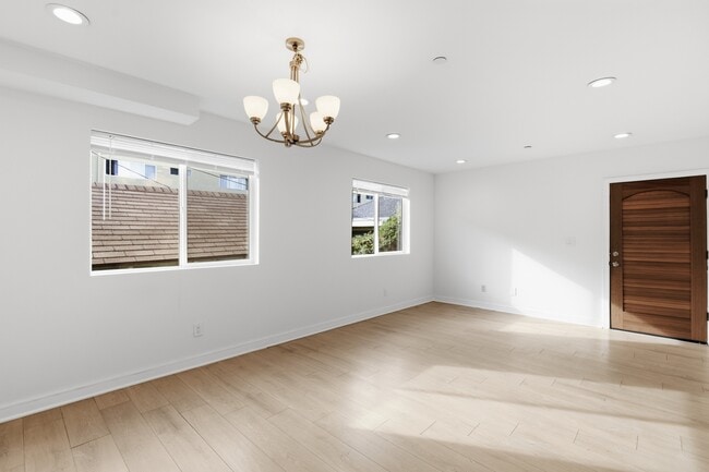 5646 Lexington Ave, Unit 5646 in Los Angeles, CA - Building Photo - Building Photo