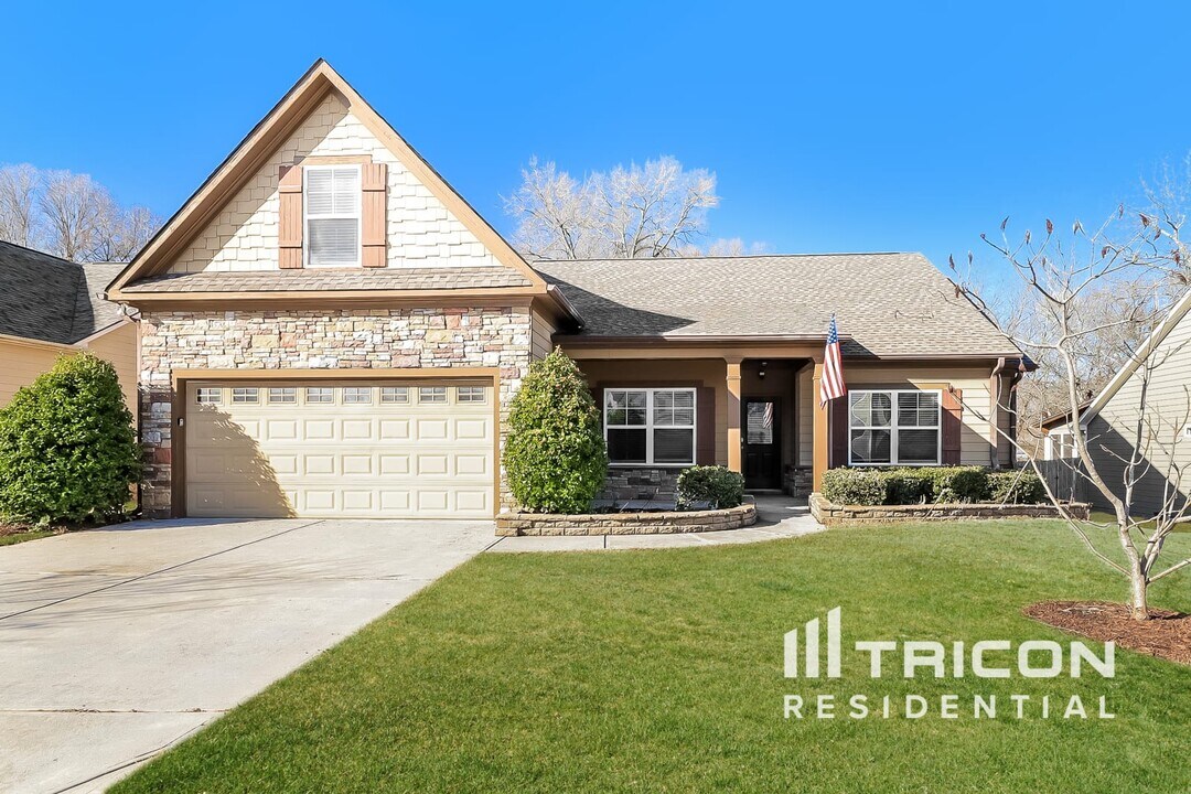 56 Chimney Springs Dr SW in Cartersville, GA - Building Photo