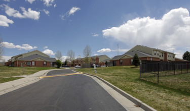 Greens of Northglenn in Northglenn, CO - Building Photo - Building Photo