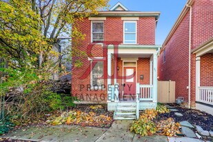 57 E Prescott St in Columbus, OH - Building Photo