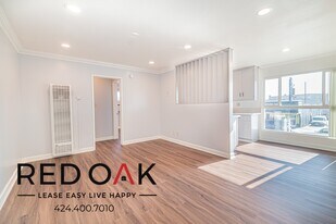 16220 Bellflower Blvd in Bellflower, CA - Building Photo