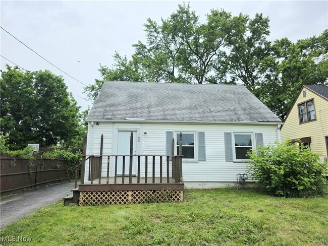 property at 859 E Avondale Ave