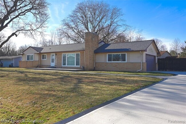 23645 W Newell Cir in Farmington Hills, MI - Building Photo - Building Photo