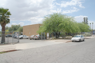 Euclid-Lee Apartments in Tucson, AZ - Building Photo - Building Photo