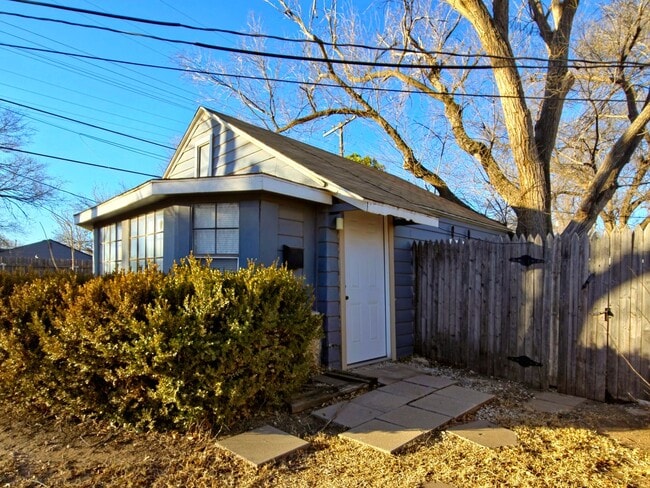 property at 2601 25th St