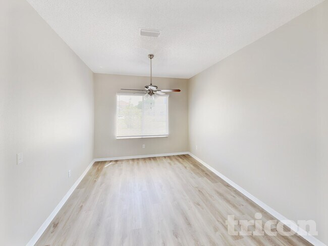 12603 Longcrest Dr in Riverview, FL - Building Photo - Building Photo