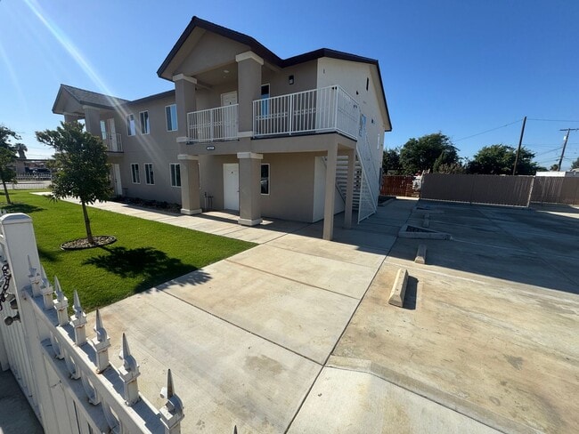 property at 1627 Virginia St