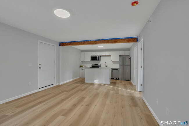 property at 194 Hartford Rd