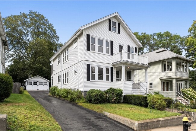 property at 19-21-21 Augustus Ave