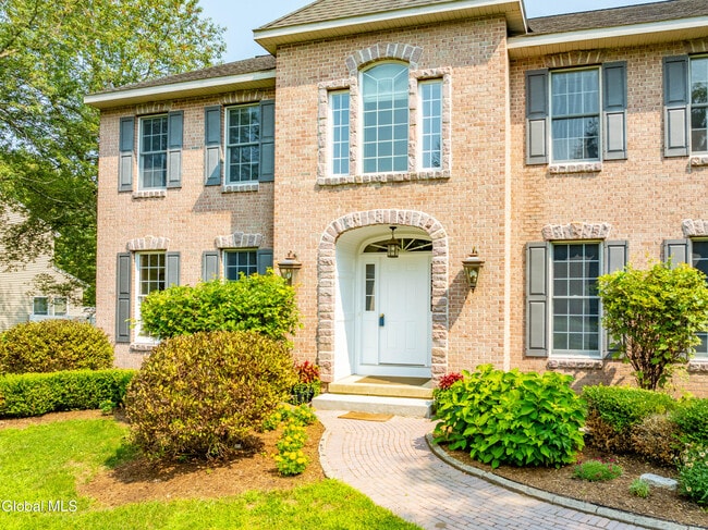 24 Forest Dr in Voorheesville, NY - Building Photo - Building Photo