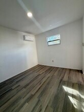 4007 Deleuil Ave in Tampa, FL - Building Photo - Building Photo