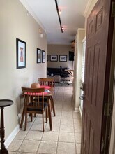 221 Lexington Ave, Unit 317 in San Antonio, TX - Building Photo - Building Photo