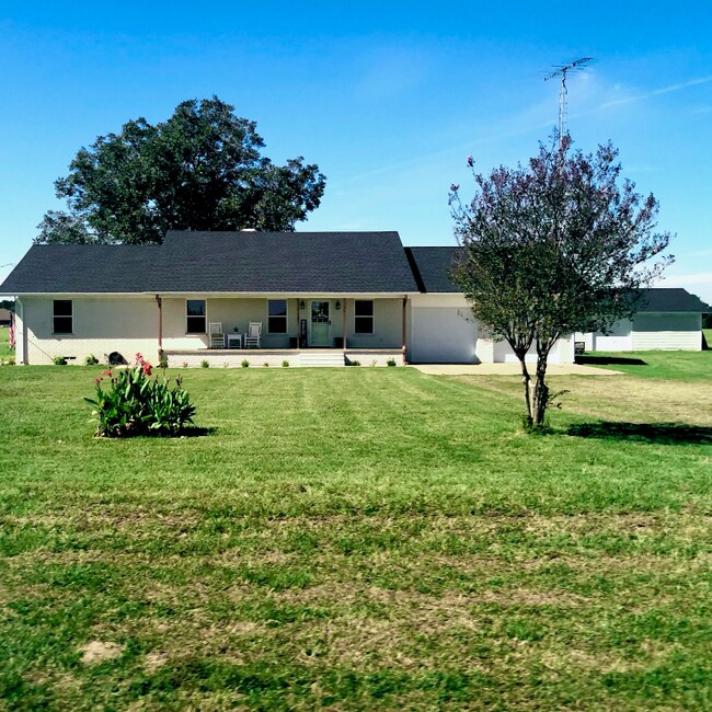 property at 16391 CR 498