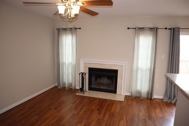 16 Casino Ct in Silver Spring, MD - Building Photo - Building Photo