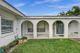 5981 NE 22nd Way in Fort Lauderdale, FL - Building Photo - Building Photo