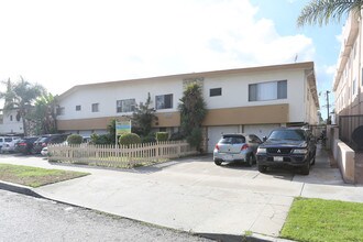 The Mentone Apartments in Los Angeles, CA - Building Photo - Building Photo