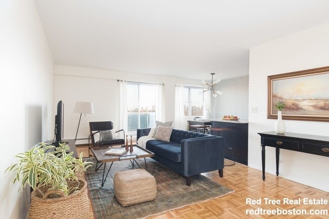 175 Freeman St in Brookline, MA - Foto de edificio - Building Photo