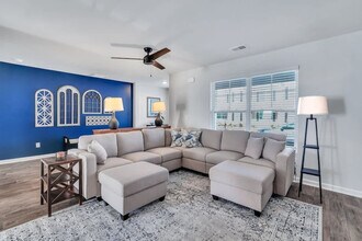 321 Dogwood Cir in Port Wentworth, GA - Building Photo - Building Photo