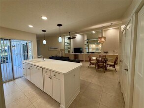 101 Silverleaf Oak Ct in Palm Beach Gardens, FL - Building Photo - Building Photo