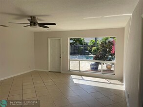 2934 Middle River Dr in Fort Lauderdale, FL - Building Photo - Building Photo