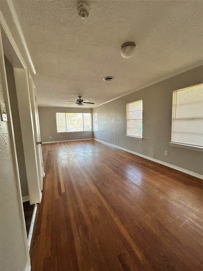 1504 Greenbriar Ave in Pasadena, TX - Building Photo - Building Photo