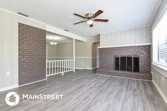 110 E Sadie St in Brandon, FL - Building Photo - Building Photo