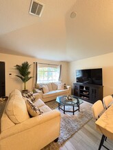 3327 Carlisle Ave S in St. Petersburg, FL - Building Photo - Building Photo
