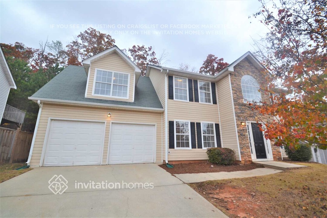 4130 Clarks Tr in Douglasville, GA - Building Photo