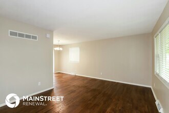 5808 N Drury Ave in Kansas City, MO - Building Photo - Building Photo