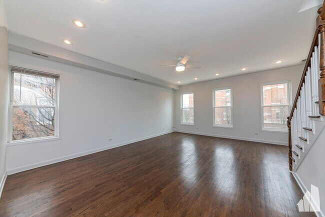 1426 N Greenview Ave in Chicago, IL - Building Photo - Building Photo