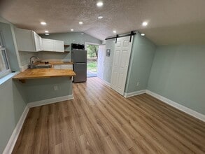 1 E Main St in Leesburg, FL - Building Photo - Building Photo