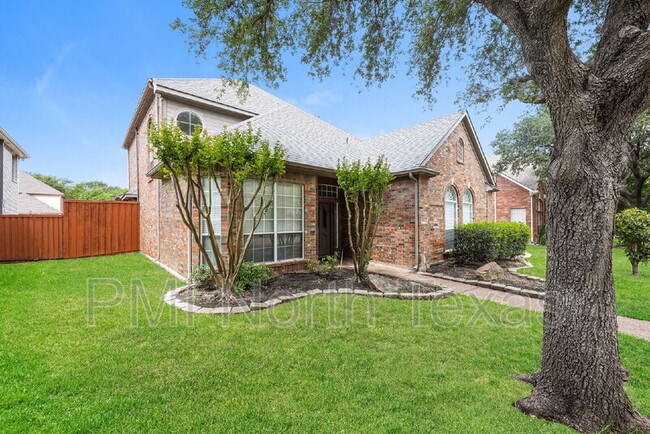 325 Crooked Tree Ct