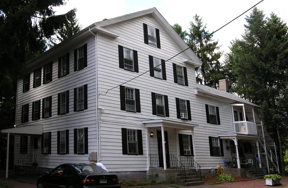 7 Webb St in Meriden, CT - Foto de edificio