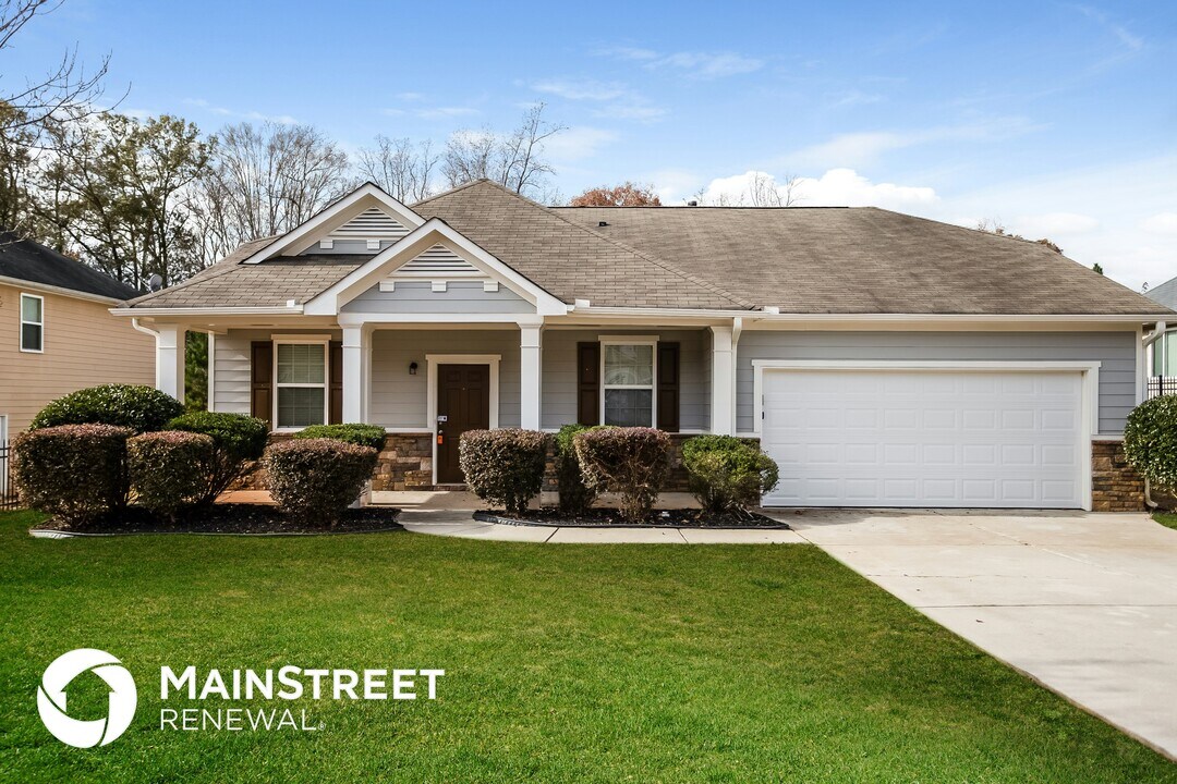 475 Brookford Ct in Atlanta, GA - Building Photo