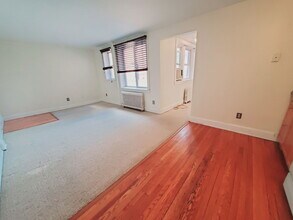 22 Glenbrook Rd in Stamford, CT - Building Photo - Building Photo
