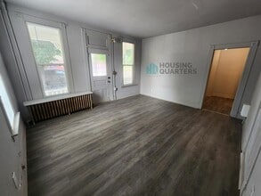 519 4th St in Cheney, WA - Building Photo - Building Photo