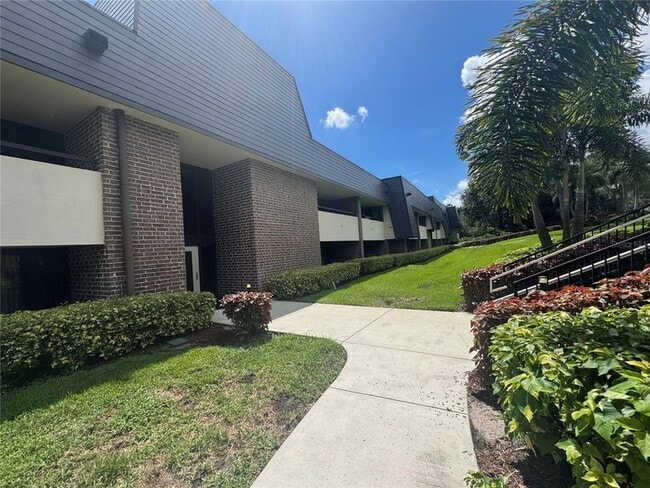 36750 US Hwy 19 N in Palm Harbor, FL - Building Photo - Building Photo