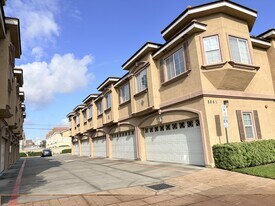 5867 Western Ave in Buena Park, CA - Building Photo