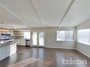 2128 Placid Dr in Carrollton, TX - Building Photo - Building Photo