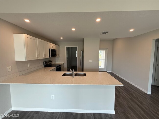 property at 906 NW 30th St