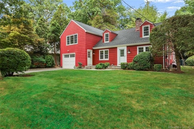 property at 25 Summit Rd