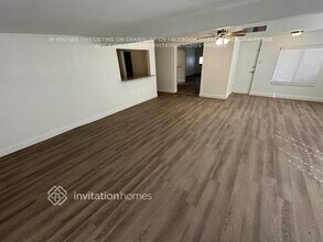 6734 N 10th Ave in Phoenix, AZ - Foto de edificio - Building Photo