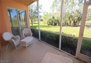3425 Grand Cypress Dr in Naples, FL - Building Photo