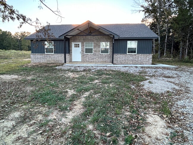 property at 198 Rustic Ln