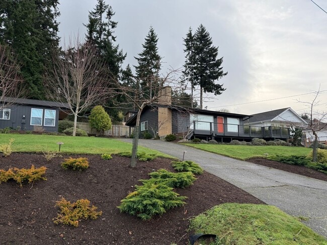 1680 Dorsey Dr in Freeland, WA - Building Photo - Building Photo