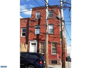 1815 S 5th St in Philadelphia, PA - Building Photo - Building Photo