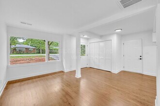 5506 Alder Dr in Forest Park, GA - Building Photo - Building Photo