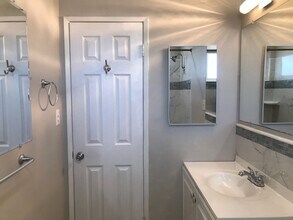 11934 Runnymede St in Los Angeles, CA - Building Photo - Building Photo