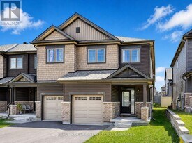 1022 Kijik Cres in Ottawa, ON - Building Photo